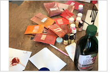 ハーブのコスメグッズ作り